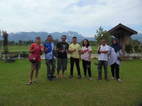 LANDBOW GREEN VILLAGE Homestay Trekking & Village Tour