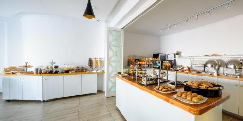 Pegasus Spa Hotel - image 7