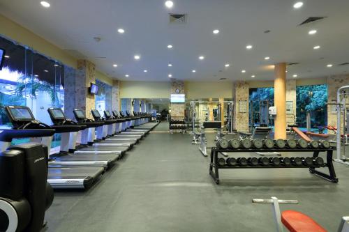 Fitness center, Grand Palladium Colonial Resort and Spa - All Inclusive in Tulum