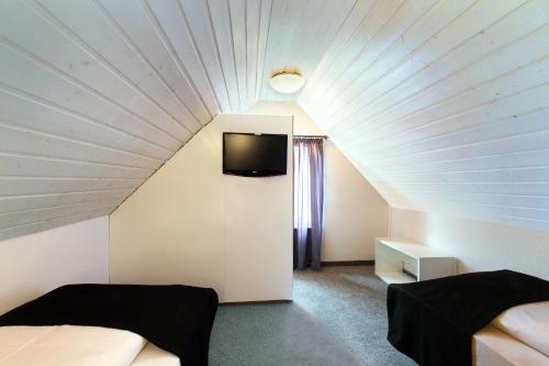 Hotel Hellers Twenty Four II -24h-Check-In- - image 10