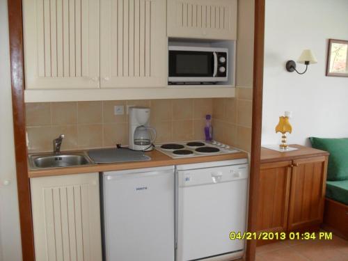 Le Hameau du Lac avec piscine dans residence, ,appart classe 1 etoile