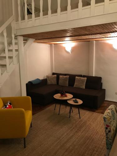 Révay 6 Apartment - image 8