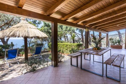  Villa Dei Pini in Ioppolo