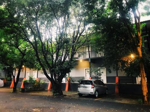 บ้านพระจันทร์ รีสอร์ท in Saraburi