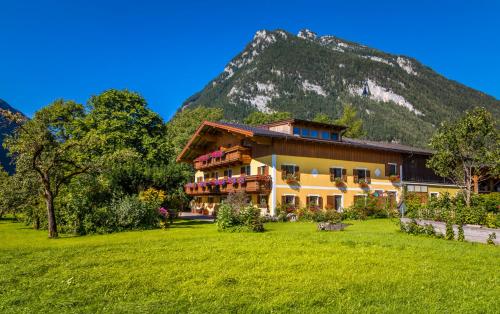 B&B Golling an der Salzach - Starbauer - Bed and Breakfast Golling an der Salzach