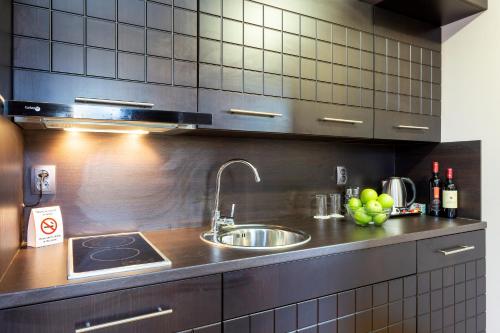 CityHome Aparthotel - image 4