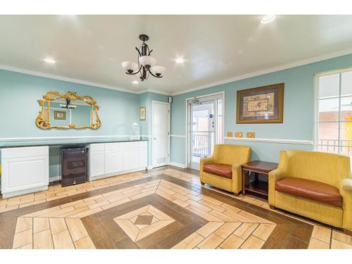 Winton Inn & Suites