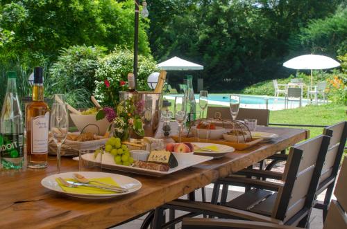 Ēdiens un dzērieni, Manoir Le Bourg, Touffailles in Touffailles