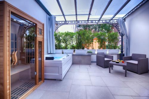 Facilities, Villa Elisio Hotel & Spa in Capodimonte