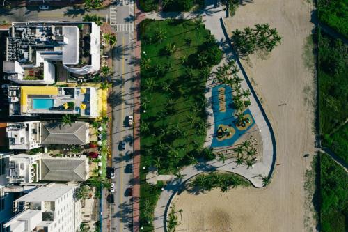 Leslie Hotel Ocean Drive in Miami Beach, USA