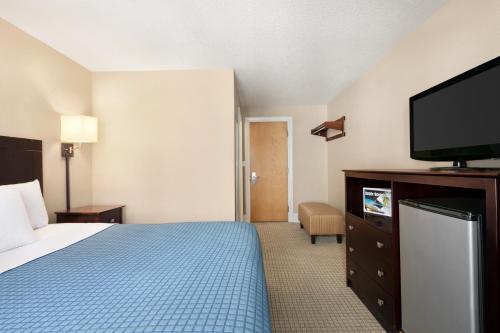 King Room - Street View