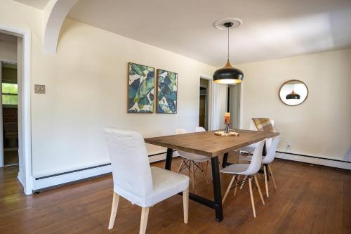 Fabulous Mid Century 4BR 3Bath House in 威尼斯公園