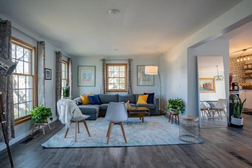 New Luxury Family Getaway with Designer Touches in 威尼斯公園