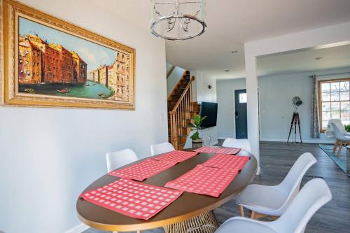 New Luxury Family Getaway with Designer Touches in 威尼斯公園