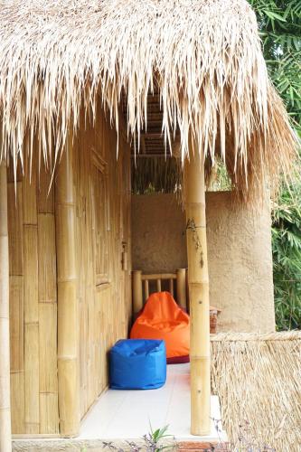 BALI BAMBOO JUNGLE HUTS AND HOSTEL