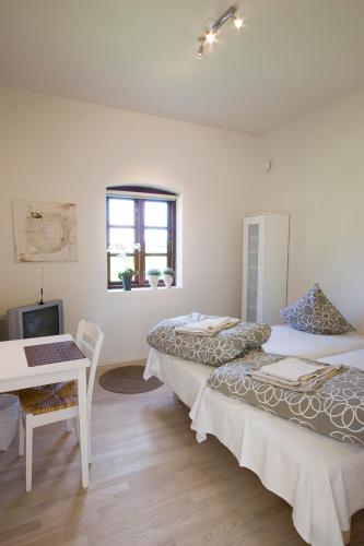 Munkebjerg Bed & Breakfast - Tap to explore photos