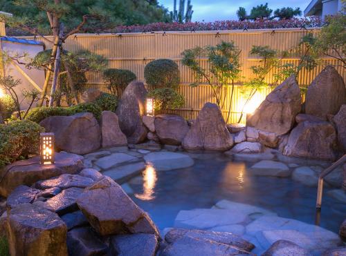 Hot spring bath, Shikinoyado SAHIMENO in Oda