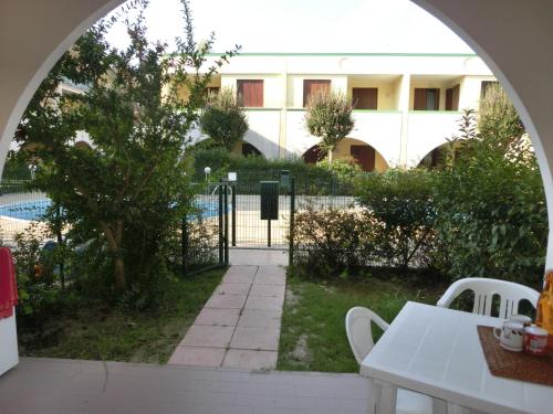 One-Bedroom Apartment room in Villaggio Lia