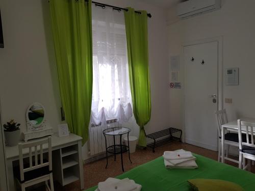 Rose Antiche Vatican B&B – Rome