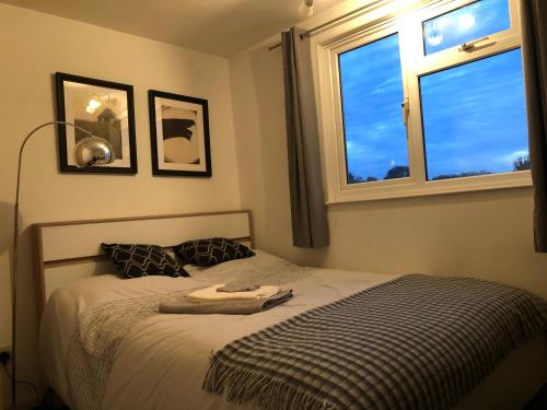 Lovely And Clean Chatham Homestay, , Kent