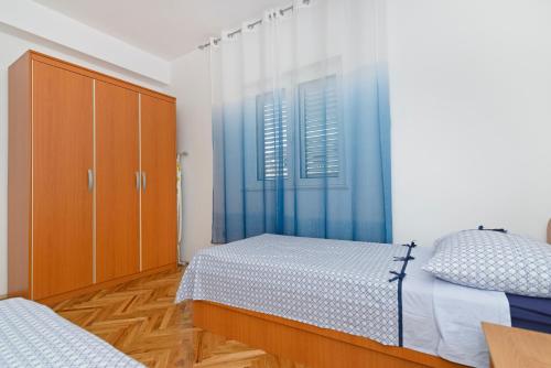 Two-Bedroom Apartment image 5
