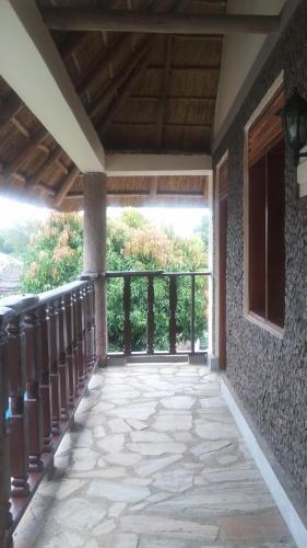 parveke/terassi, Dubai Resort Hotel in Adjumani