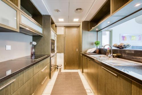 One Bedroom Apartment in The Lofts T West by Deluxe Holiday Homes