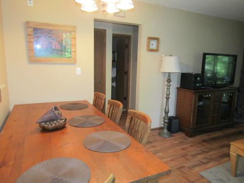 Ski Country 66-C Condo in Banner Elk