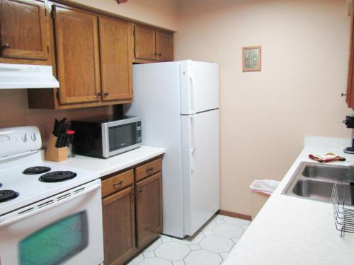 Ski Country 66-C Condo in Banner Elk