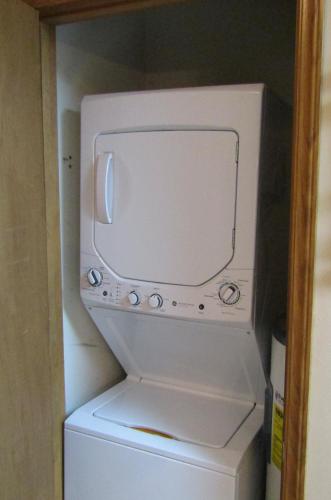 Ski Country 66-C Condo in Banner Elk