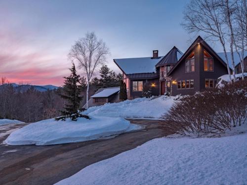 THE MANSION on 5 Acres Overlooking Sunday River