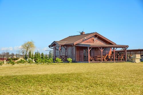 A szálláshely kívülről, Ośrodek Ukazia (Osrodek Ukazia) in Miloslaw