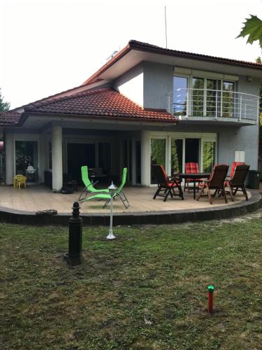  Megtart-lak Villa in Balatonszárszó