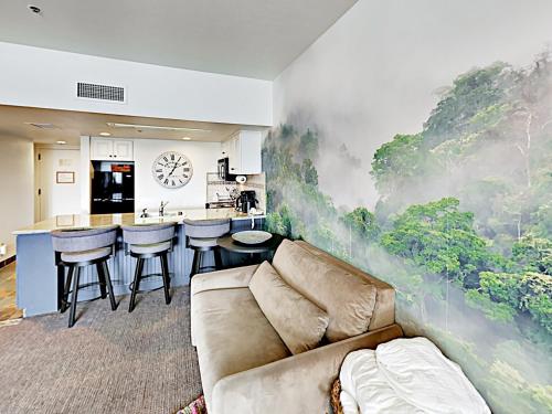 Ski-In Ski-Out Retreat With Indoor Outdoor Pool Condo - image 12
