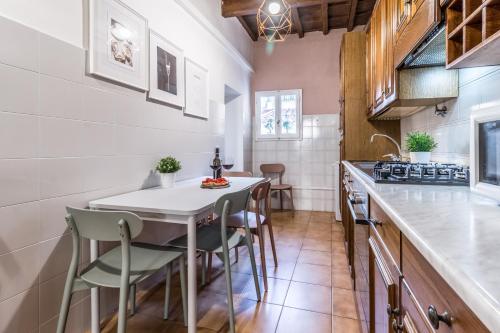 Wine Apartments Florence Sangiovese - image 3