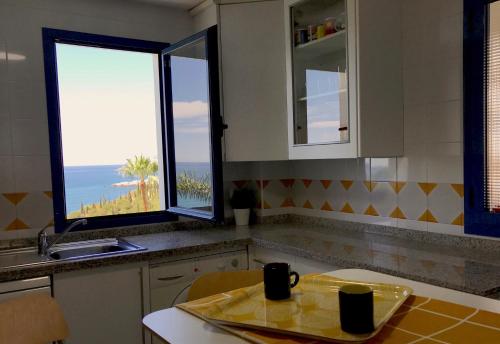 Sunandsea apartment - image 5