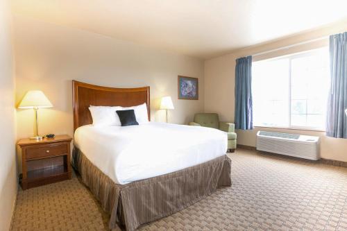 Red Lion Inn & Suites McMinnville