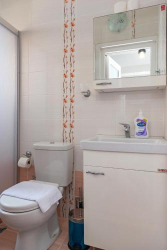 Dualis Hotel - image 12