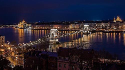  V5 Margaux Apartment in Budapest