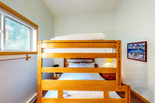 DuHaus Green – Big White