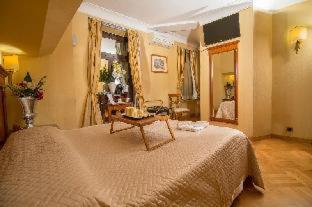 Luxury Rooms H 2000 Roma, Rom (Foto 2)