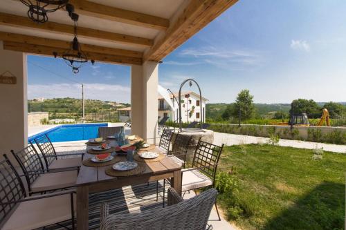 Charming stone villa Duda with private pool and magnificent view