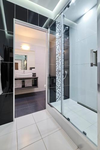 Lux Apartment Center, Breslau (Foto 8)