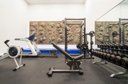 Thon Hotel Bergen Airport - image 3