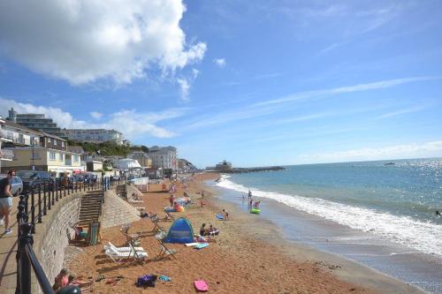 Sea Grove - image 5