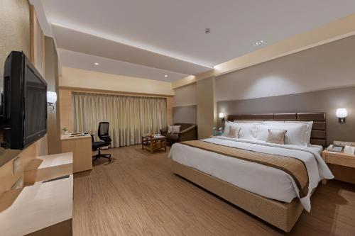 1 queen bed