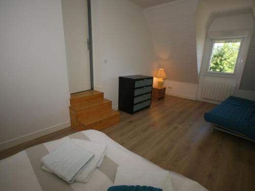 Warm Holiday home with Pool in Clohars-CarnoÃ«t France gîte à louer Clohars-Carnoët