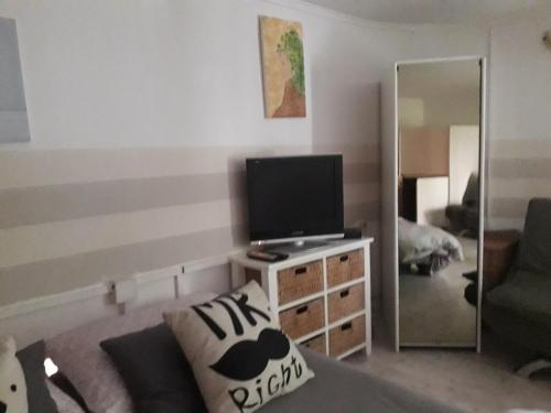 After Eight Apartment - main image