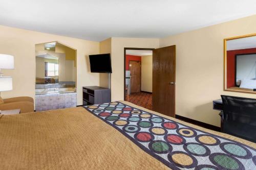 Super 8 by Wyndham Big Rapids