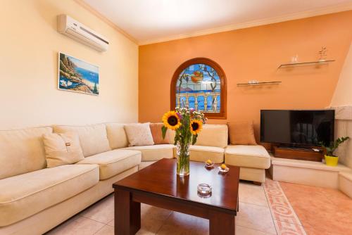 Coral 4 Bedroom Apartment